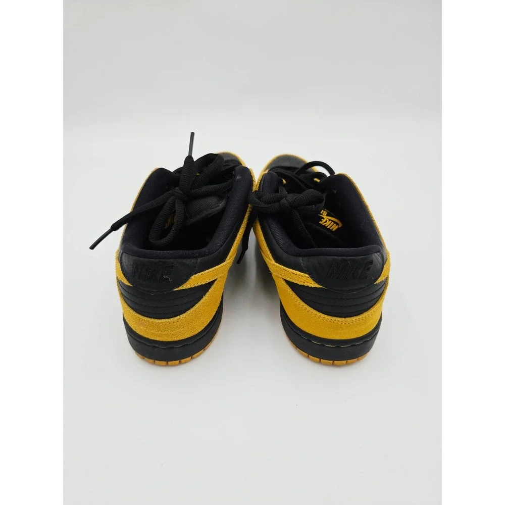 Nike SB Dunk‎ Low Pro Iowa University Gold Black 304292-706 Mens Size 8 2015